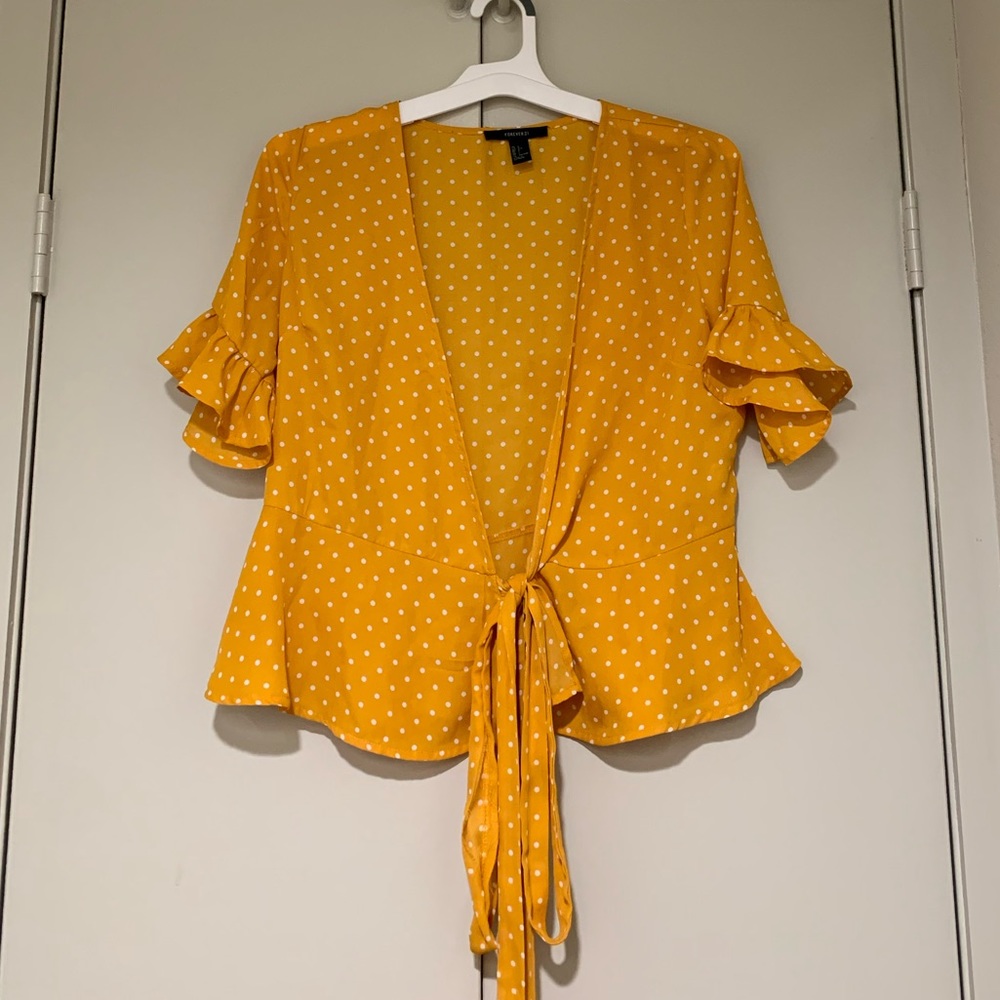 Yellow polka dotted blouse!